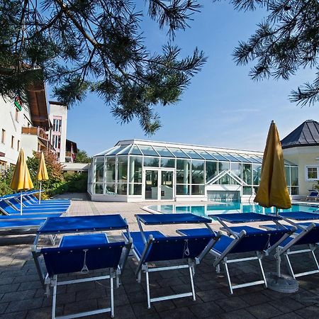 Golf-Tennis-Wellnesshotel Mori Sankt Kanzian am Klopeiner See Bagian luar foto