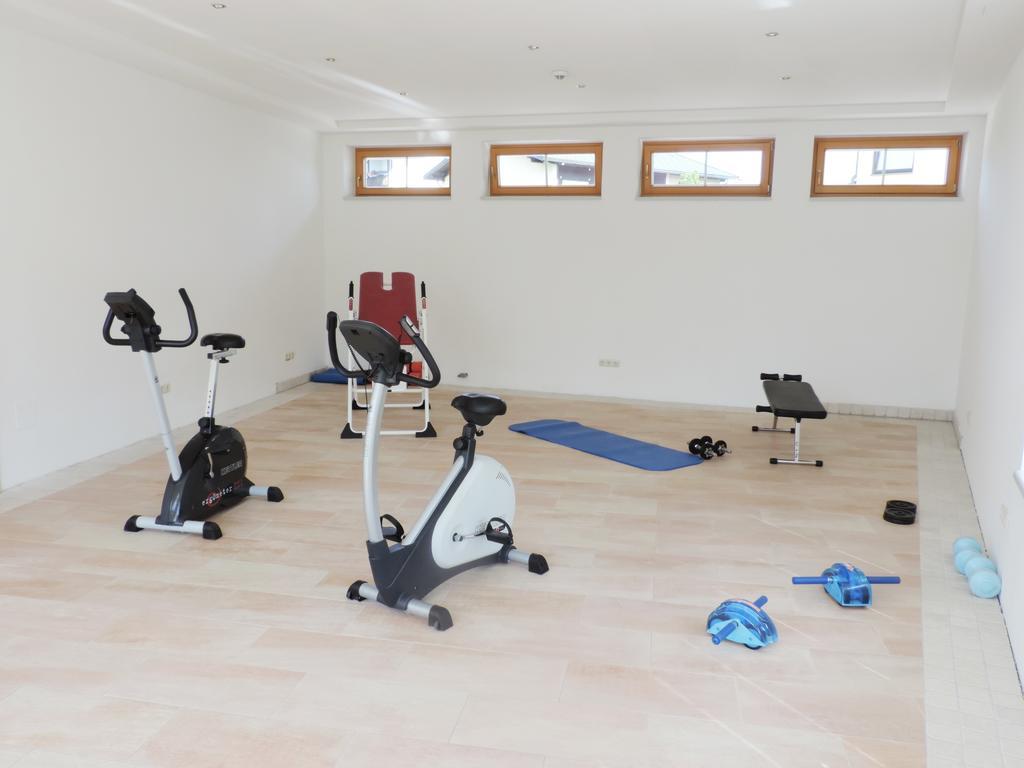 Golf-Tennis-Wellnesshotel Mori Sankt Kanzian am Klopeiner See Bagian luar foto