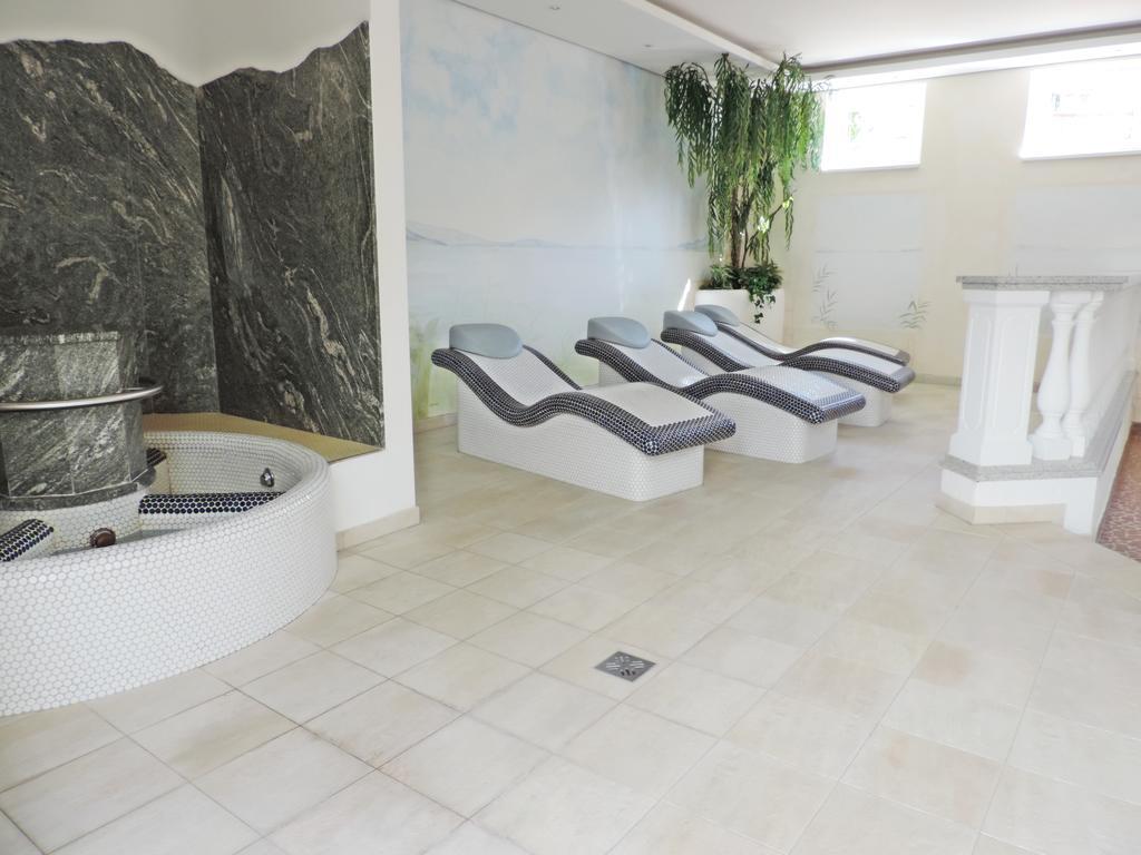 Golf-Tennis-Wellnesshotel Mori Sankt Kanzian am Klopeiner See Bagian luar foto