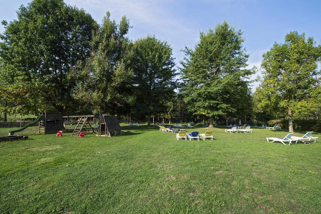 Golf-Tennis-Wellnesshotel Mori Sankt Kanzian am Klopeiner See Bagian luar foto