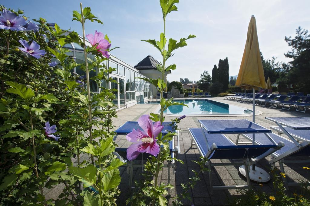 Golf-Tennis-Wellnesshotel Mori Sankt Kanzian am Klopeiner See Bagian luar foto
