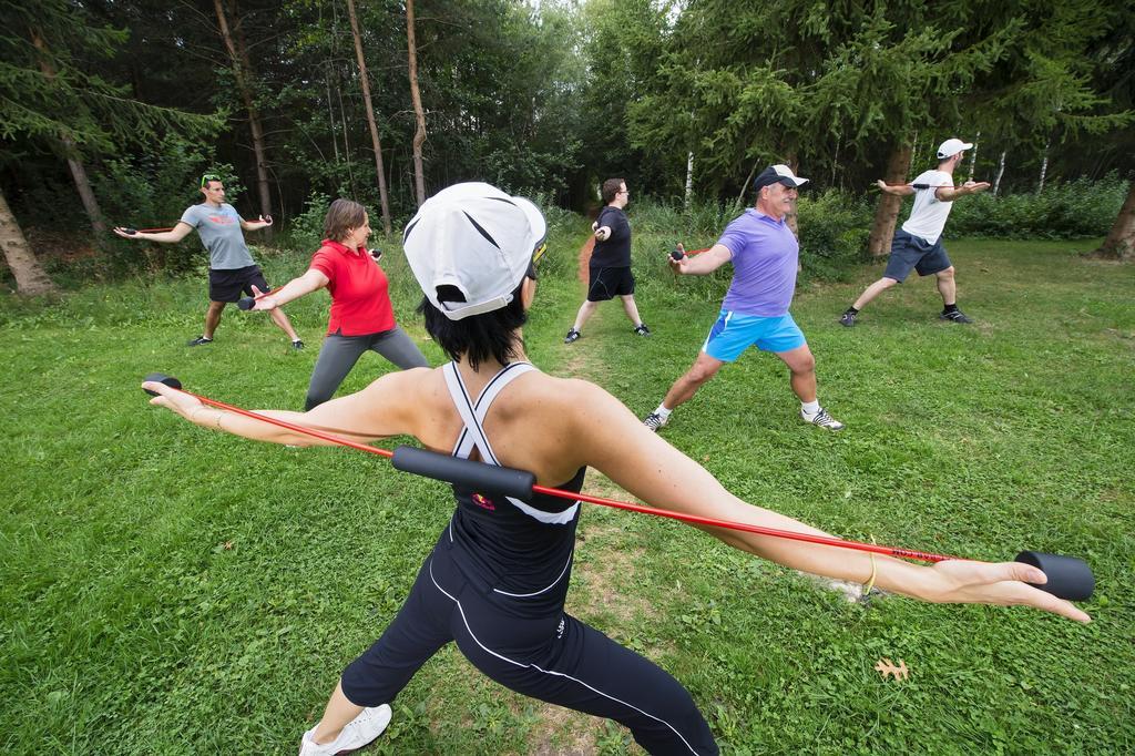 Golf-Tennis-Wellnesshotel Mori Sankt Kanzian am Klopeiner See Bagian luar foto