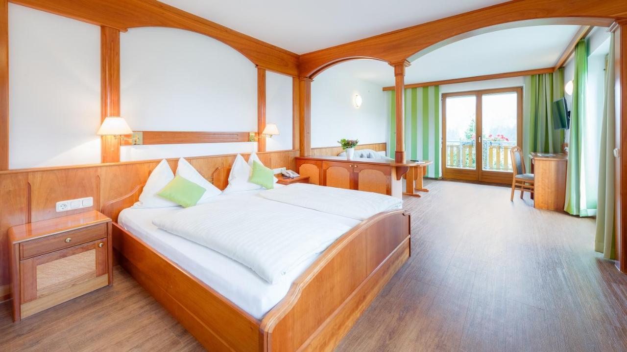 Golf-Tennis-Wellnesshotel Mori Sankt Kanzian am Klopeiner See Bagian luar foto