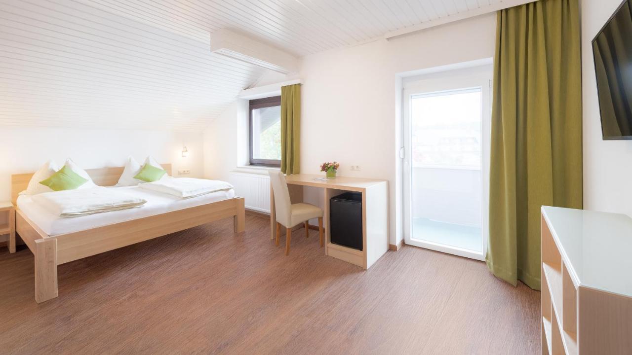 Golf-Tennis-Wellnesshotel Mori Sankt Kanzian am Klopeiner See Bagian luar foto