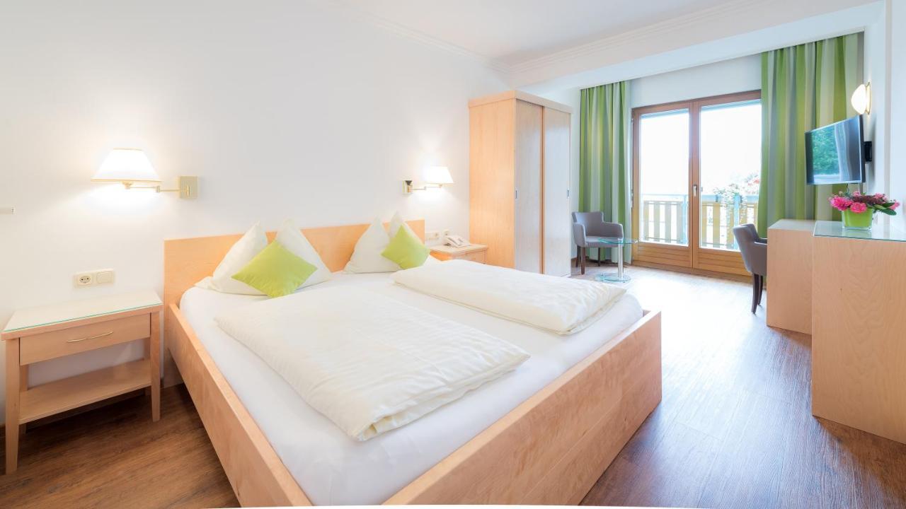 Golf-Tennis-Wellnesshotel Mori Sankt Kanzian am Klopeiner See Bagian luar foto